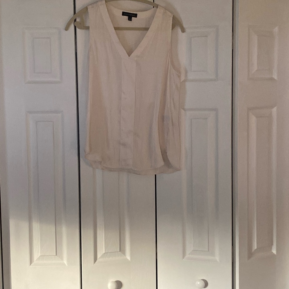 Banana Republic cream silk sleeveless blouse